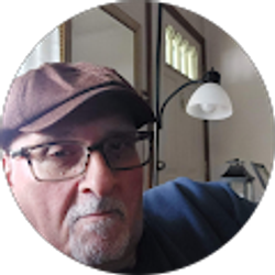 Profile photo of Bennie Tomei