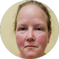 Profile photo of Lesley Weiler