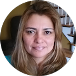 Profile photo of Iris O'Halloran