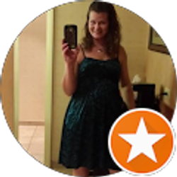 Profile photo of Samantha Adams