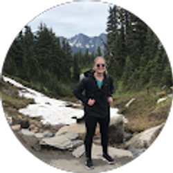 Profile photo of Hannah Bahney