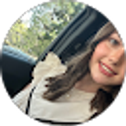 Profile photo of Emma Kate Peacock