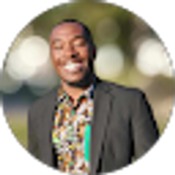 Profile photo of Justin Adams