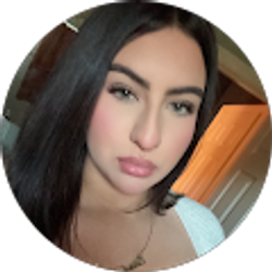 Profile photo of Elise