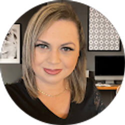 Profile photo of Karla Vela