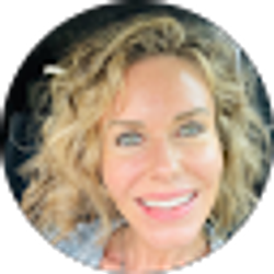 Profile photo of Ashley Sells