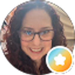 Profile photo of Holly Szmutko