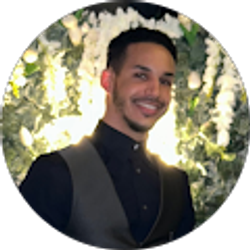 Profile photo of Amauris Hernandez