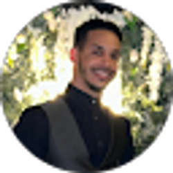 Profile photo of Amauris Hernandez