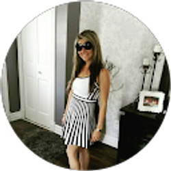 Profile photo of Laura Dettore