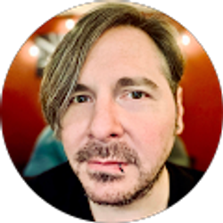 Profile photo of ILY CHEN