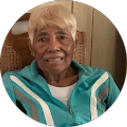 Profile photo of Donna Hoyle