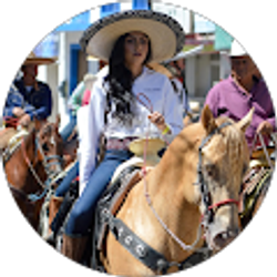 Profile photo of Julissa Quinonez