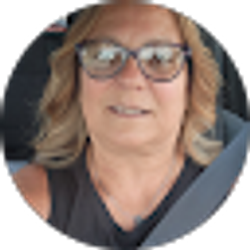 Profile photo of Brenda Holmes