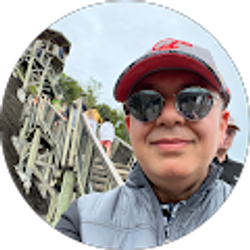 Profile photo of Dr Amir Siadatan