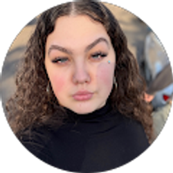 Profile photo of Alyssa lane