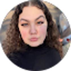 Profile photo of Alyssa lane