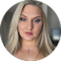Profile photo of Ashley Doffing