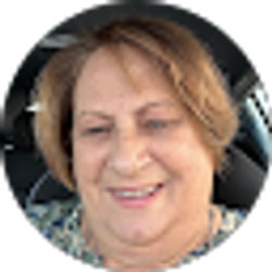 Profile photo of Shirley Bell