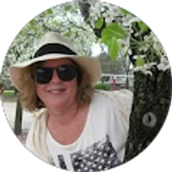 Profile photo of Jackie Brown