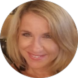 Profile photo of Michelle Pecora