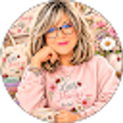 Profile photo of Lesli Reynolds