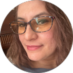 Profile photo of Desiree Rovelo