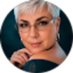 Profile photo of Tina Stralo