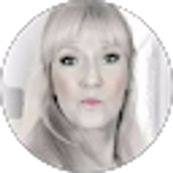 Profile photo of Kaye Burns