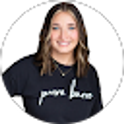 Profile photo of Nikki Coleman