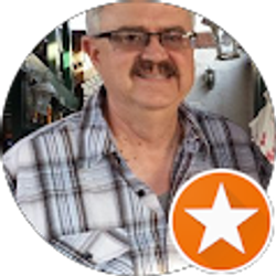 Profile photo of Pat Thomas