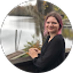Profile photo of Claudia Shenesey