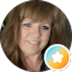 Profile photo of Robyn McDonald