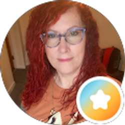 Profile photo of Danni Farnsworth