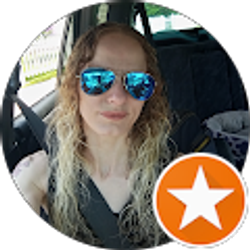 Profile photo of Lisa Rowe