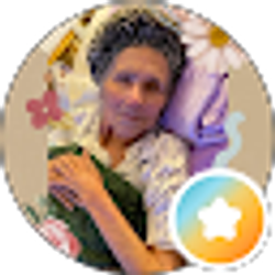 Profile photo of Gail Lee