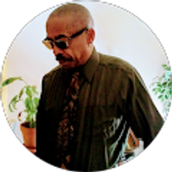 Profile photo of Dennis Avery