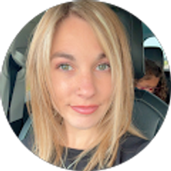 Profile photo of Shelby Renshaw
