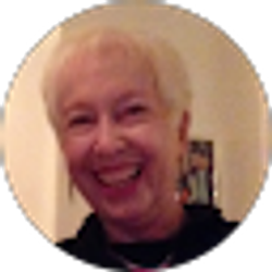 Profile photo of Nina Lott