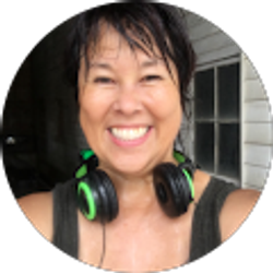Profile photo of Lois Bell