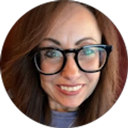 Profile photo of Scarlett Hoffman