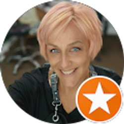 Profile photo of Colleen Renzoni