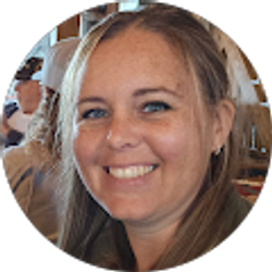 Profile photo of Katie Smith