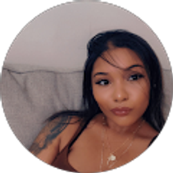 Profile photo of Ariana Salaises