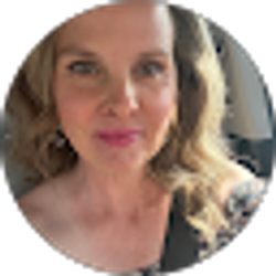 Profile photo of Michelle Yarbrough
