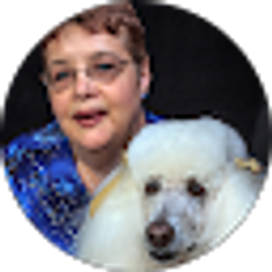 Profile photo of Gloria Simshauser