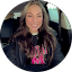 Profile photo of Shannon Mills