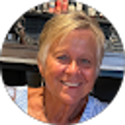 Profile photo of Mary Weis