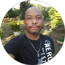 Profile photo of Dwayne Comma