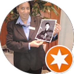 Profile photo of Vanessa Thomas